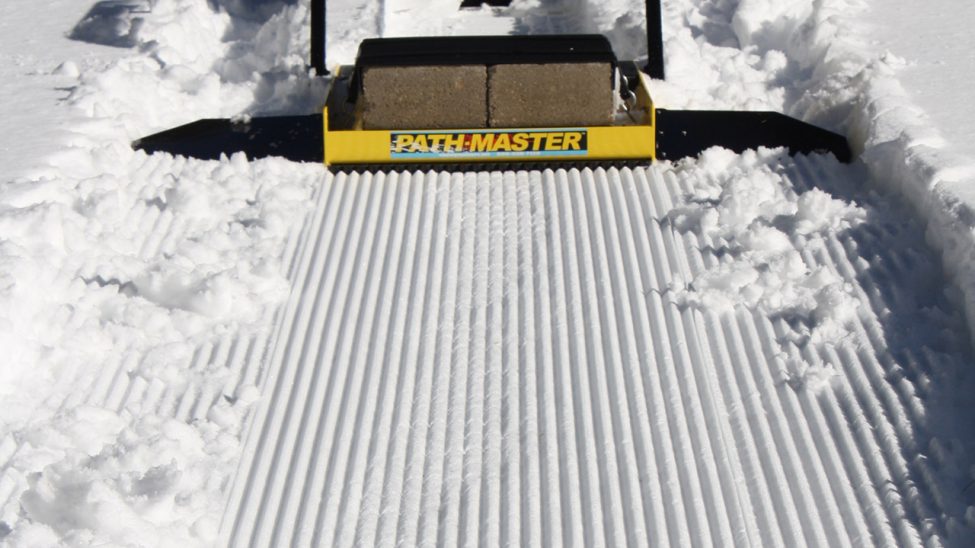 snowmobille trail groomer