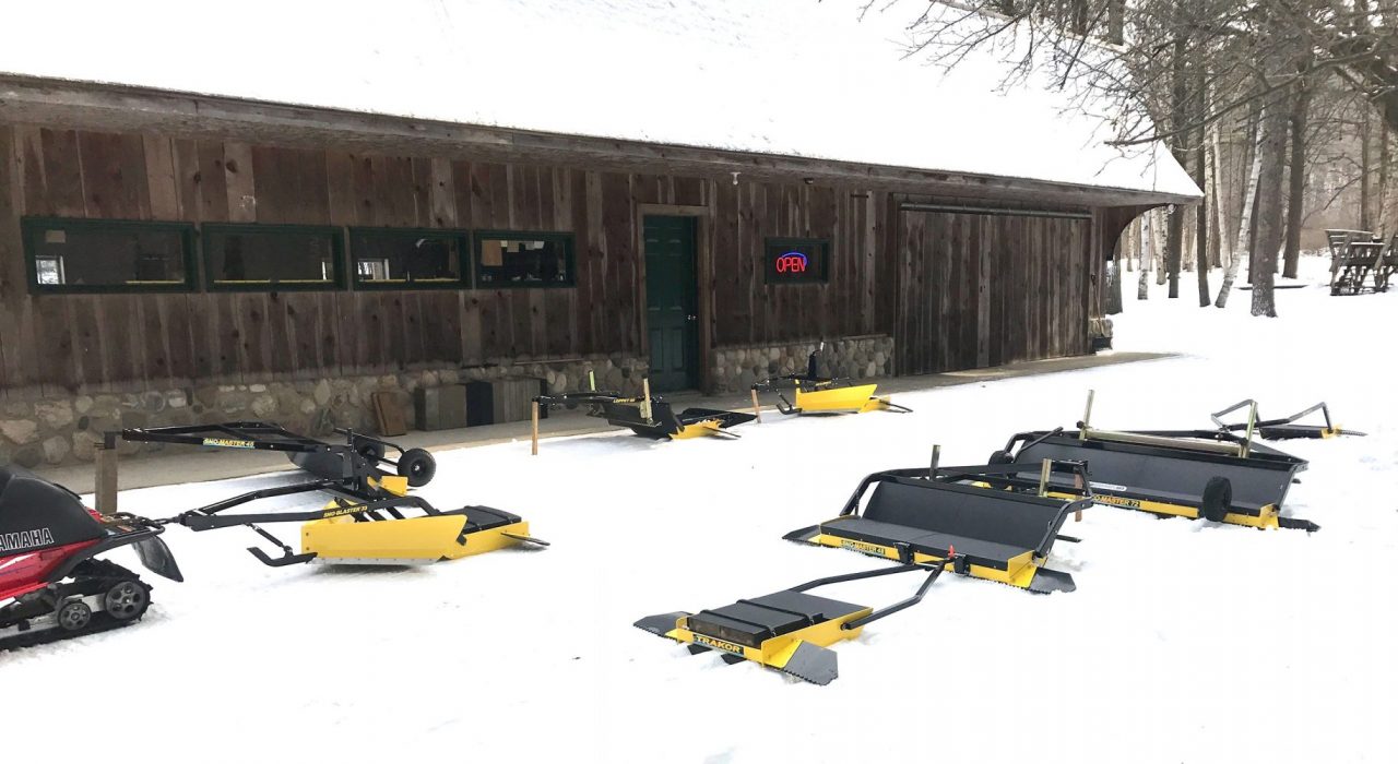 ultra light snow groomers