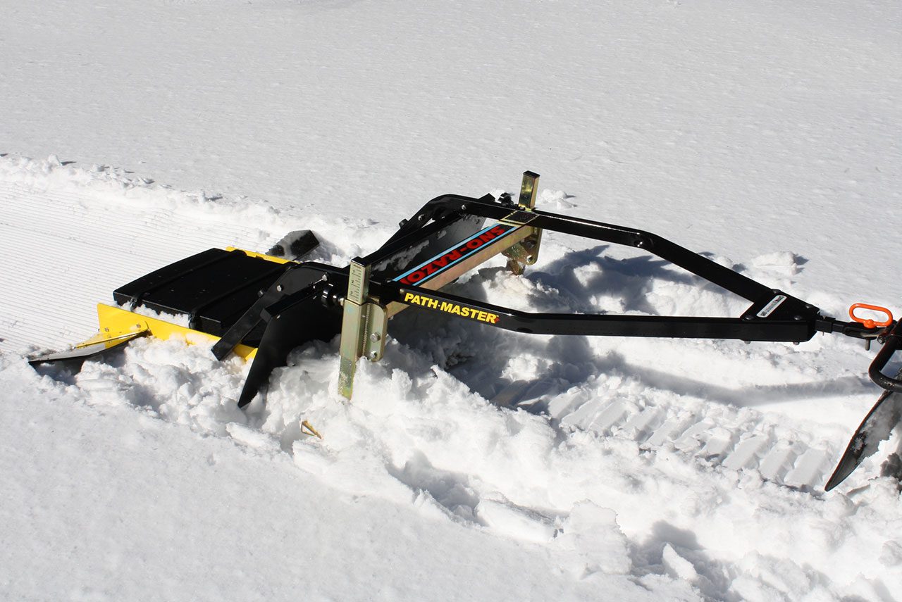 PATH-MASTER SNO-RAZOR