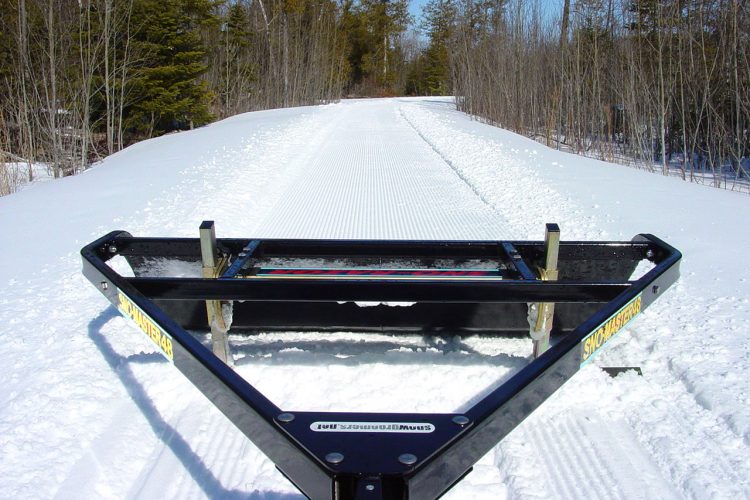 snow master 48 wide trail groomer