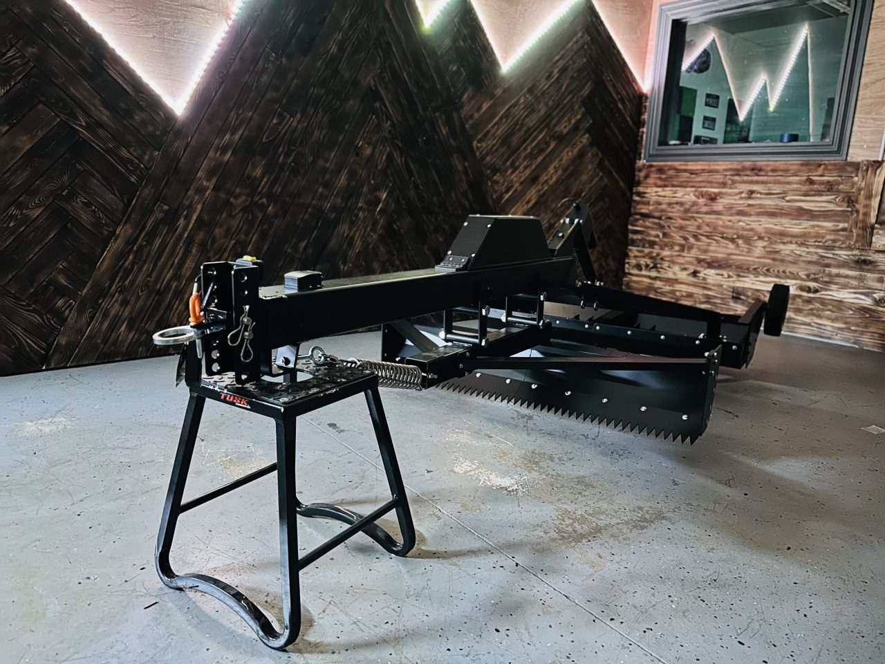 CUSTOM 2026 - SNOW GROOMER PRO